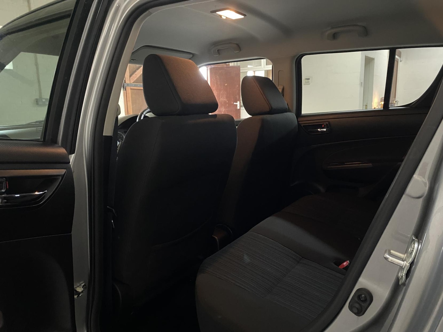 Used Suzuki Swift 2014 for sale - 76850572: Photo 17