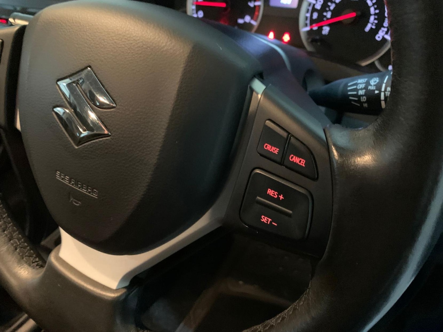 Used Suzuki Swift 2014 for sale - 76850572: Photo 41