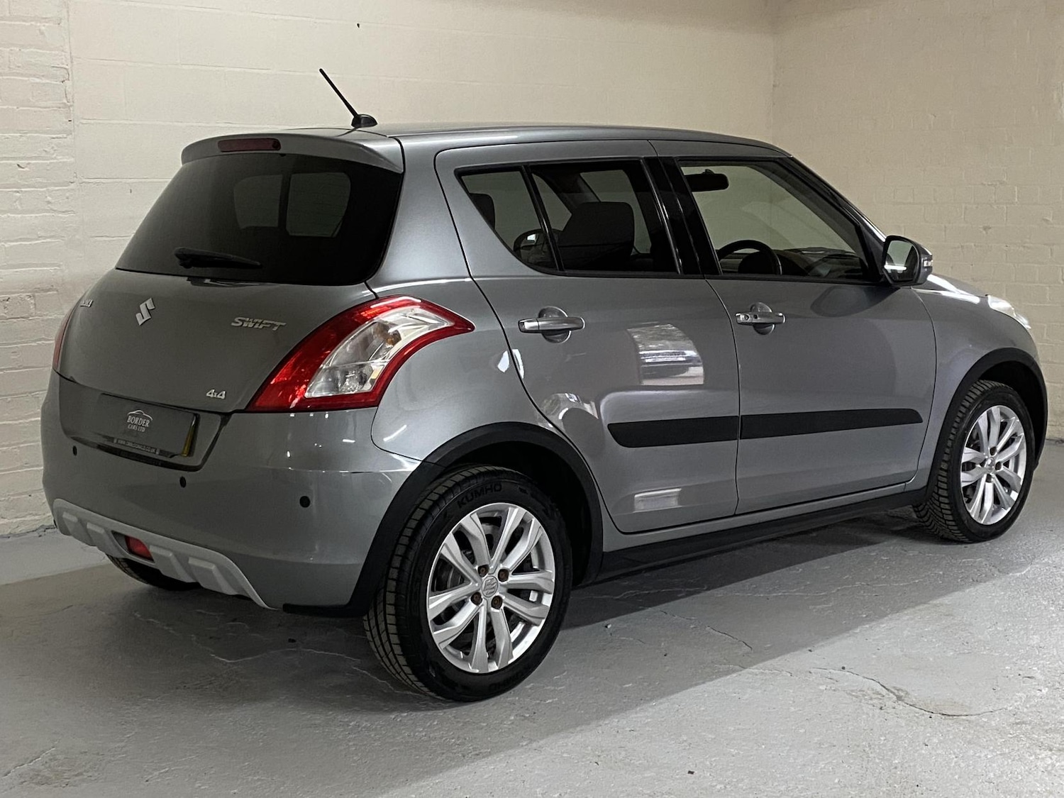 Used Suzuki Swift 2014 for sale - 76850572: Photo 7