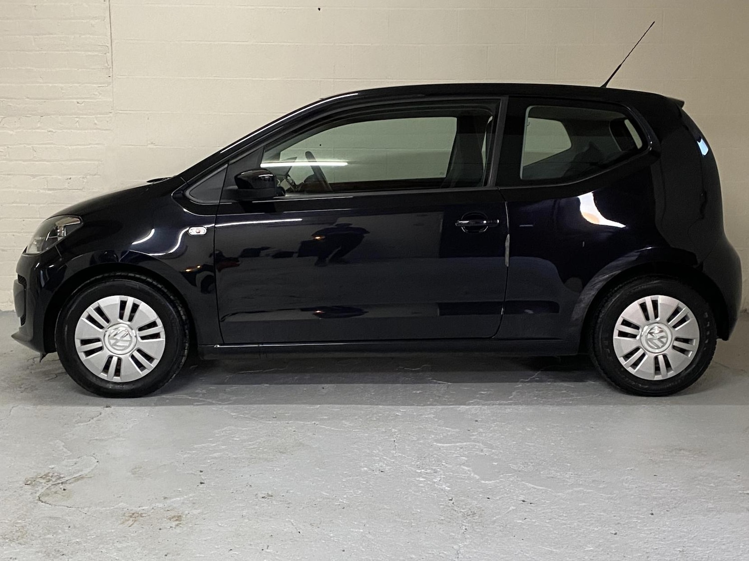 Used Volkswagen up! 2012 for sale - 76850574: Photo 5
