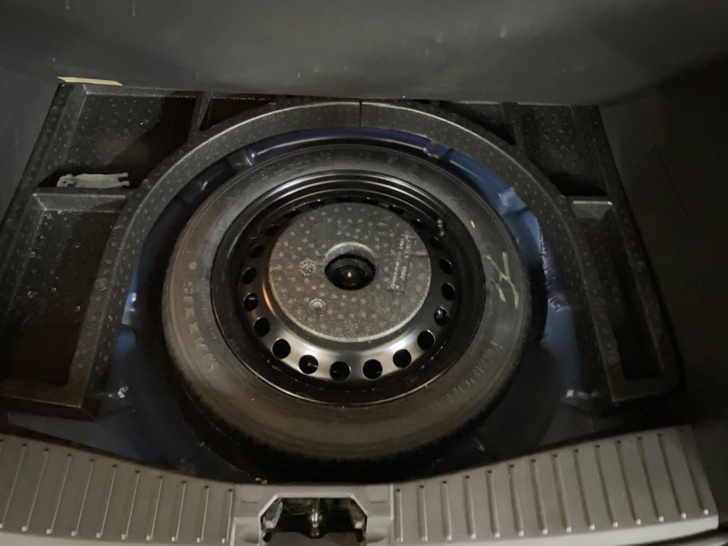 Used Ford C-Max 2018 for sale - 76850577: Photo 21