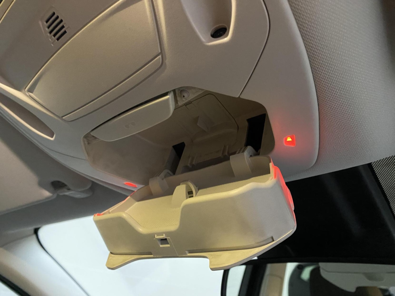 Used Ford C-Max 2018 for sale - 76850577: Photo 39