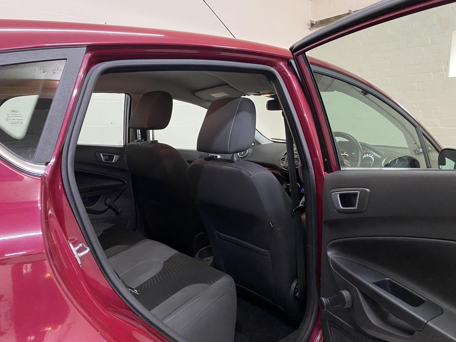 Used Ford Fiesta 2014 for sale - 76850576: Photo 14