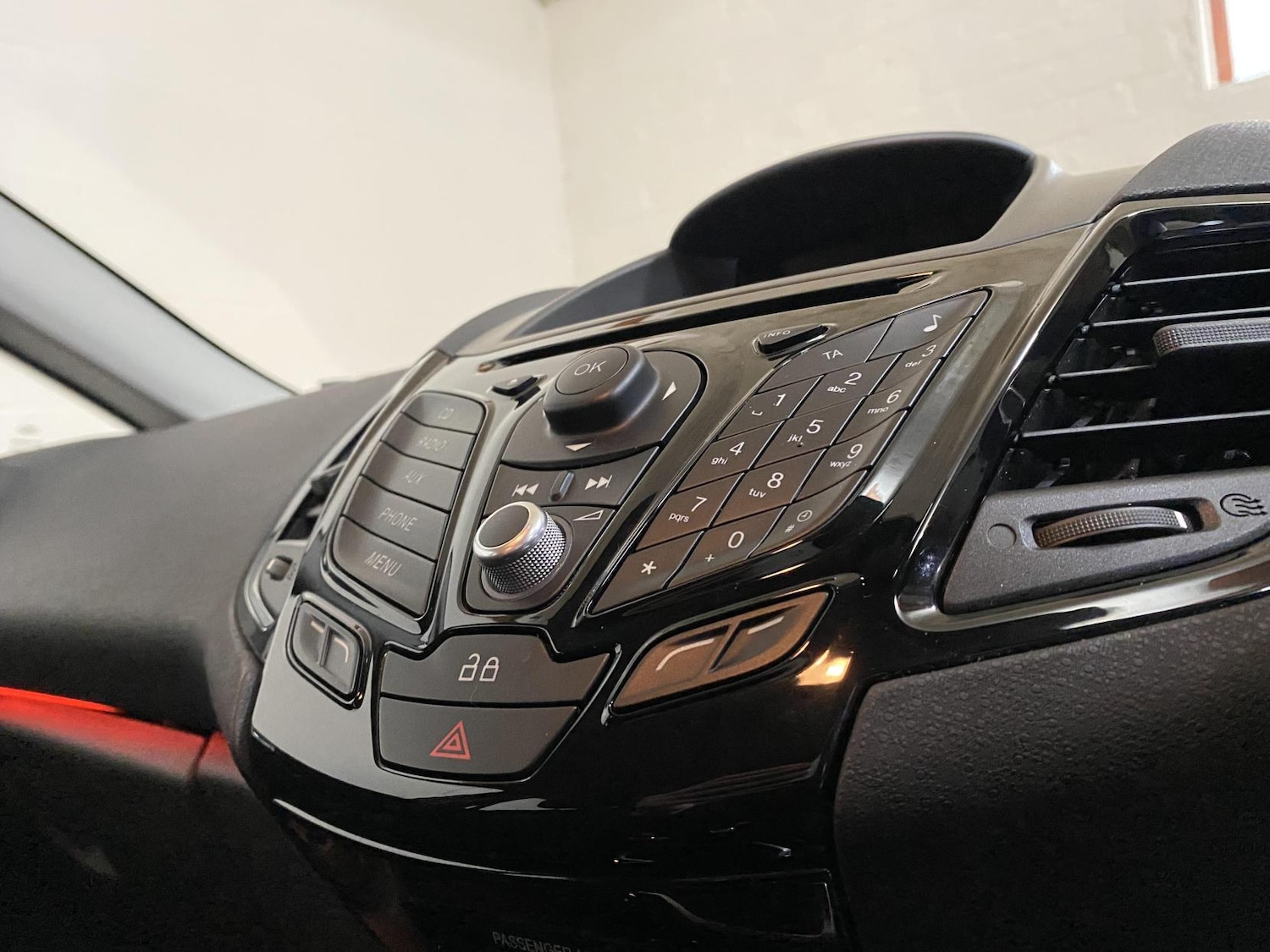 Used Ford Fiesta 2014 for sale - 76850576: Photo 28