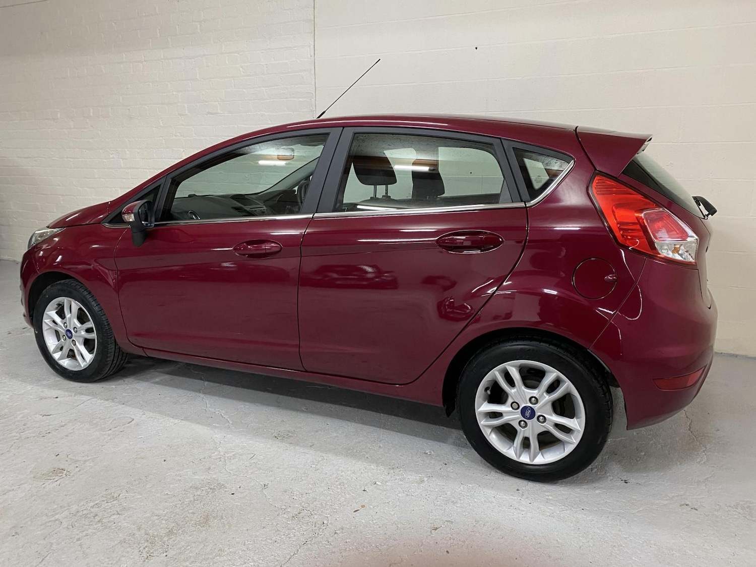 Used Ford Fiesta 2014 for sale - 76850576: Photo 6