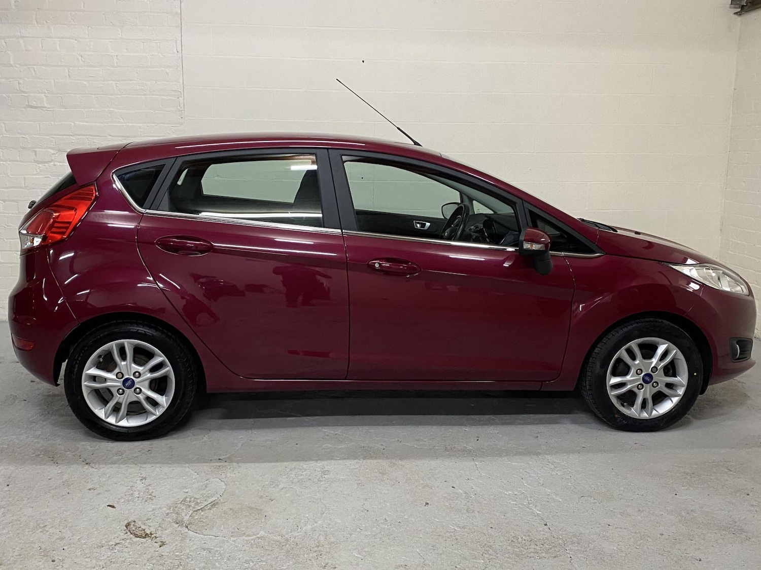 Used Ford Fiesta 2014 for sale - 76850576: Photo 9
