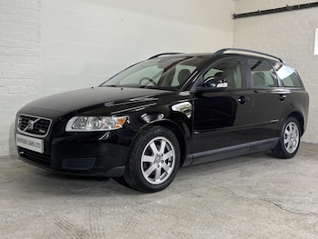 Used Volvo V50 2009 for sale - 78608518: Photo