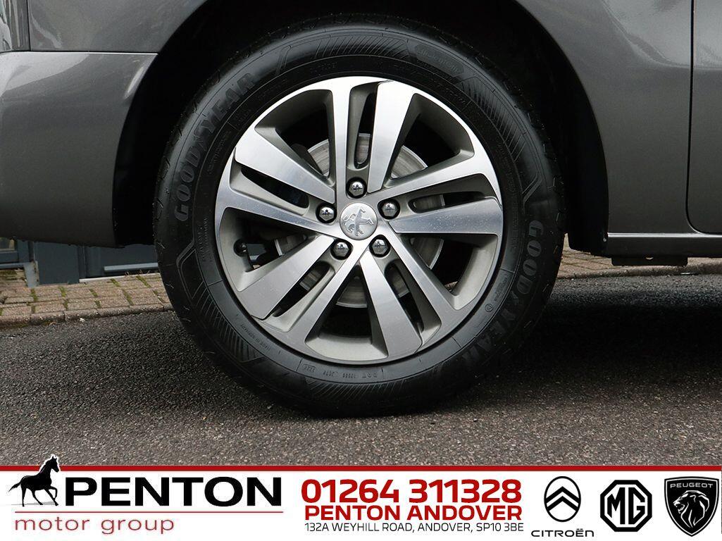 Used Peugeot Traveller 2019 for sale - 77411892: Photo 6