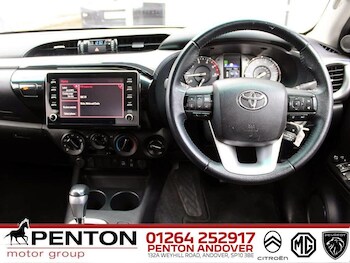Used Toyota Hilux 2021 for sale - 75564018: Photo