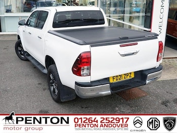 Used Toyota Hilux 2021 for sale - 75564018: Photo