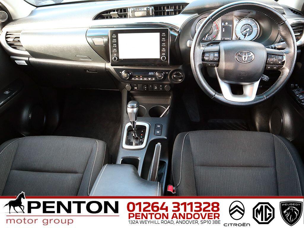 Used Toyota Hilux 2021 for sale - 77215834: Photo 2