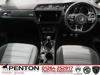 Used Volkswagen Touran 2019 for sale - 74750139: Photo