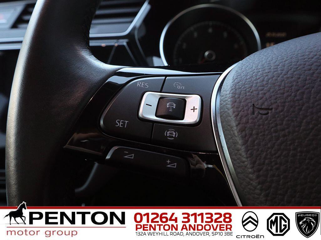 Used Volkswagen Touran 2021 for sale - 76801792: Photo 10