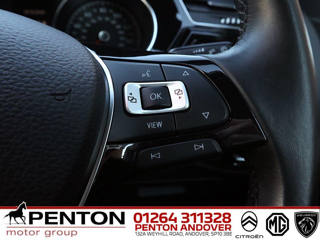 Used Volkswagen Touran 2021 for sale - 76801792: Photo 11