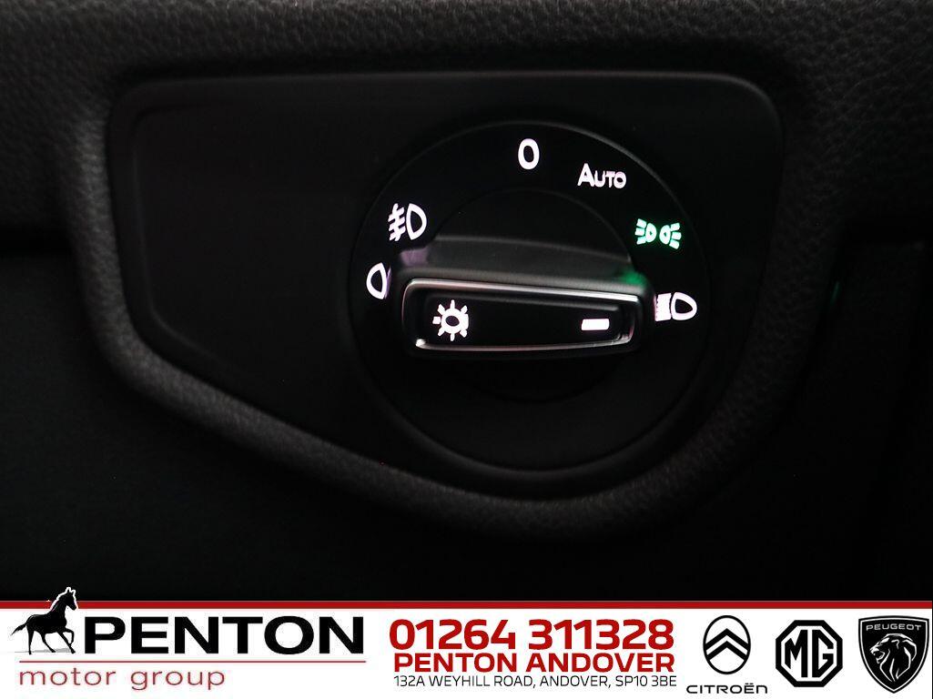 Used Volkswagen Touran 2021 for sale - 76801792: Photo 18