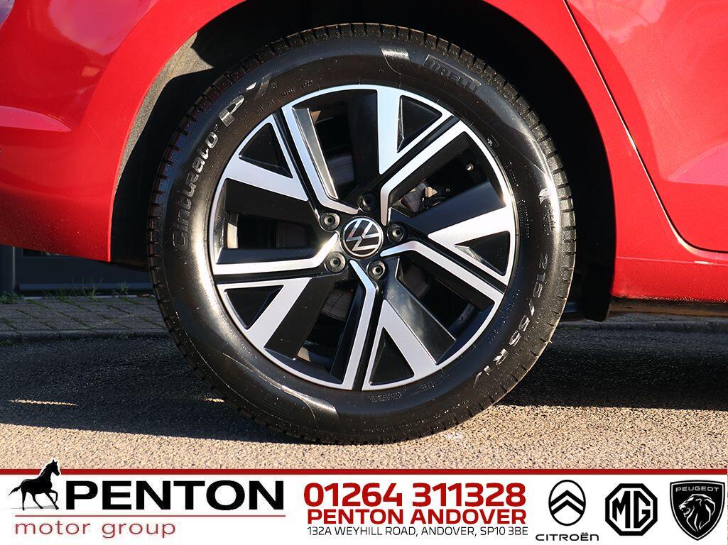 Used Volkswagen Touran 2021 for sale - 76801792: Photo 5