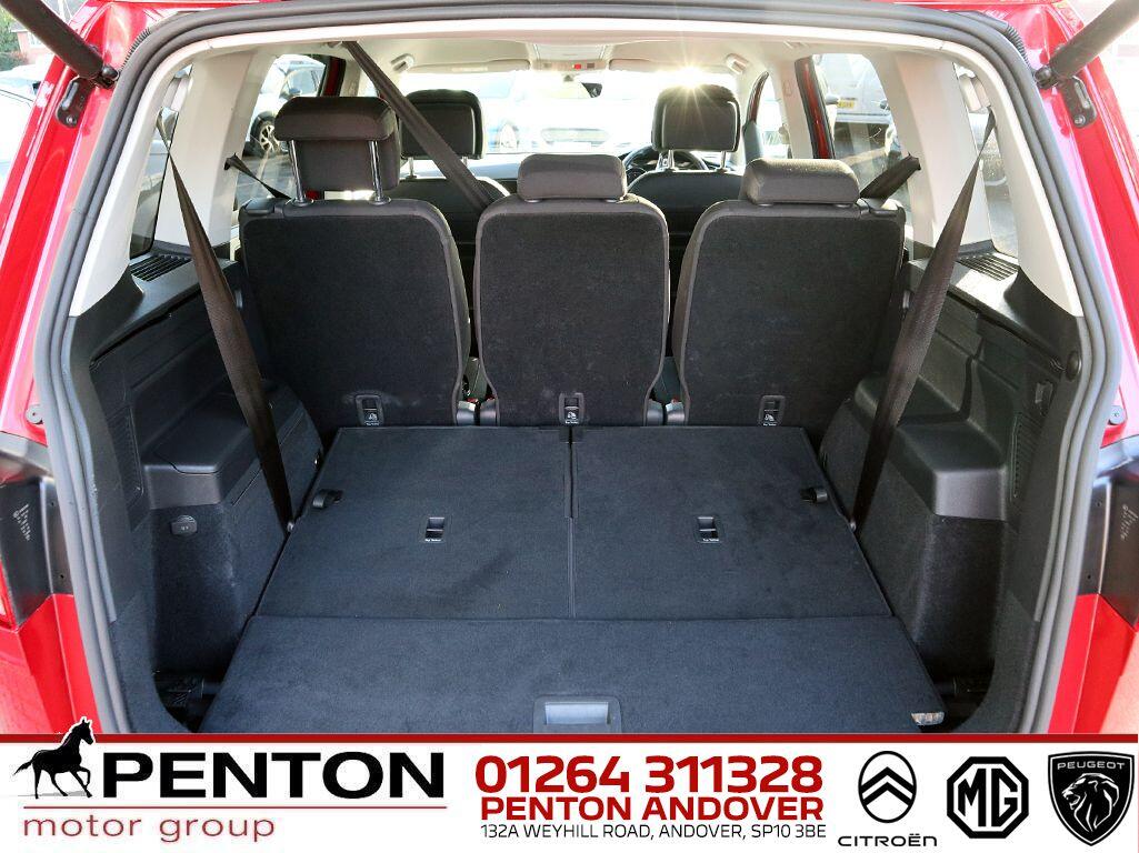 Used Volkswagen Touran 2021 for sale - 76801792: Photo 9