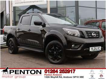 Used Nissan Navara 2021 for sale - 74032548: Photo