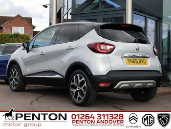 Used Renault Captur 2018 for sale - 77695529: Photo