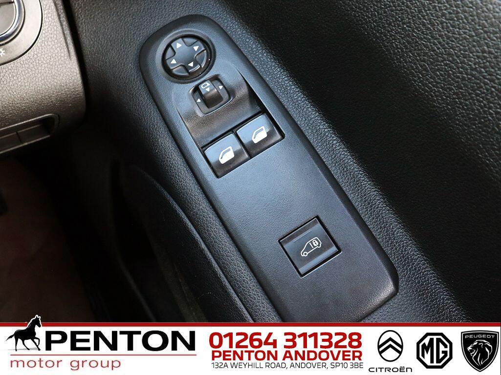 Used Vauxhall Combo 2020 for sale - 75768615: Photo 15
