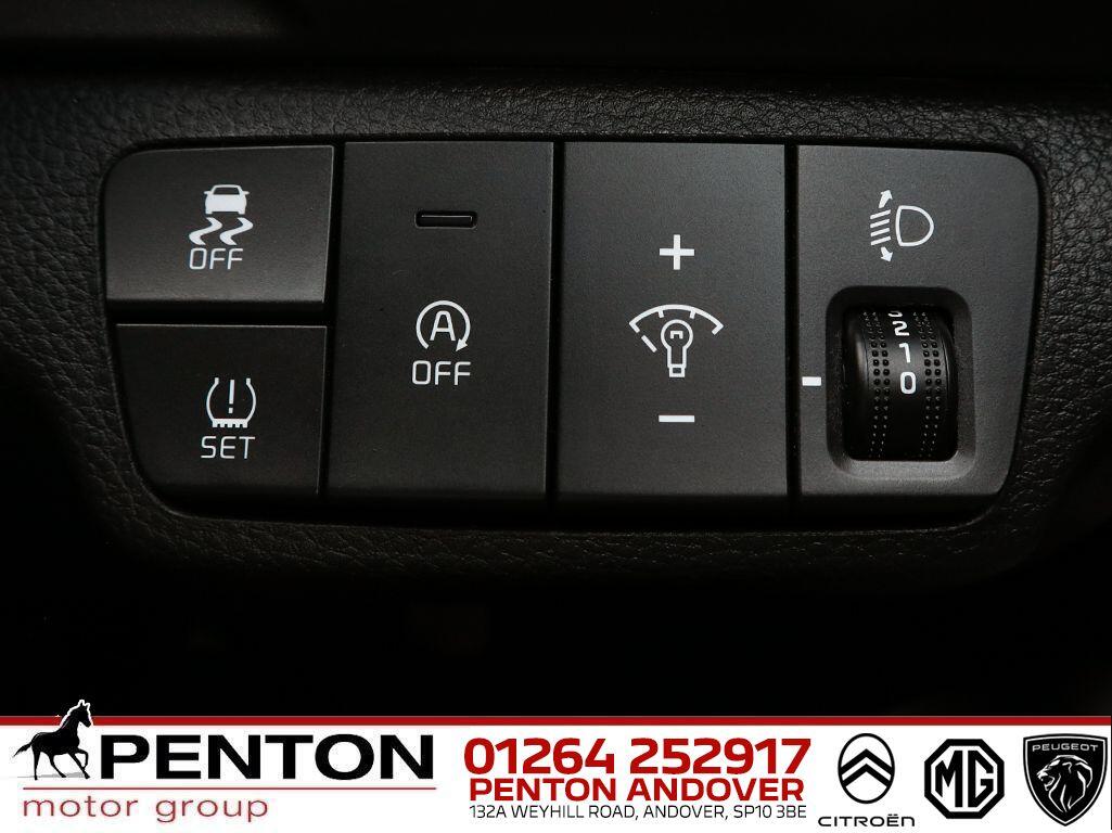 Used Kia Stonic 2022 for sale - 77331220: Photo 10
