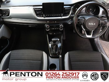 Used Kia Stonic 2022 for sale - 77331220: Photo