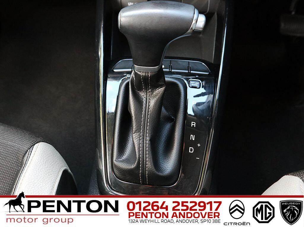 Used Kia Stonic 2022 for sale - 77331220: Photo 9