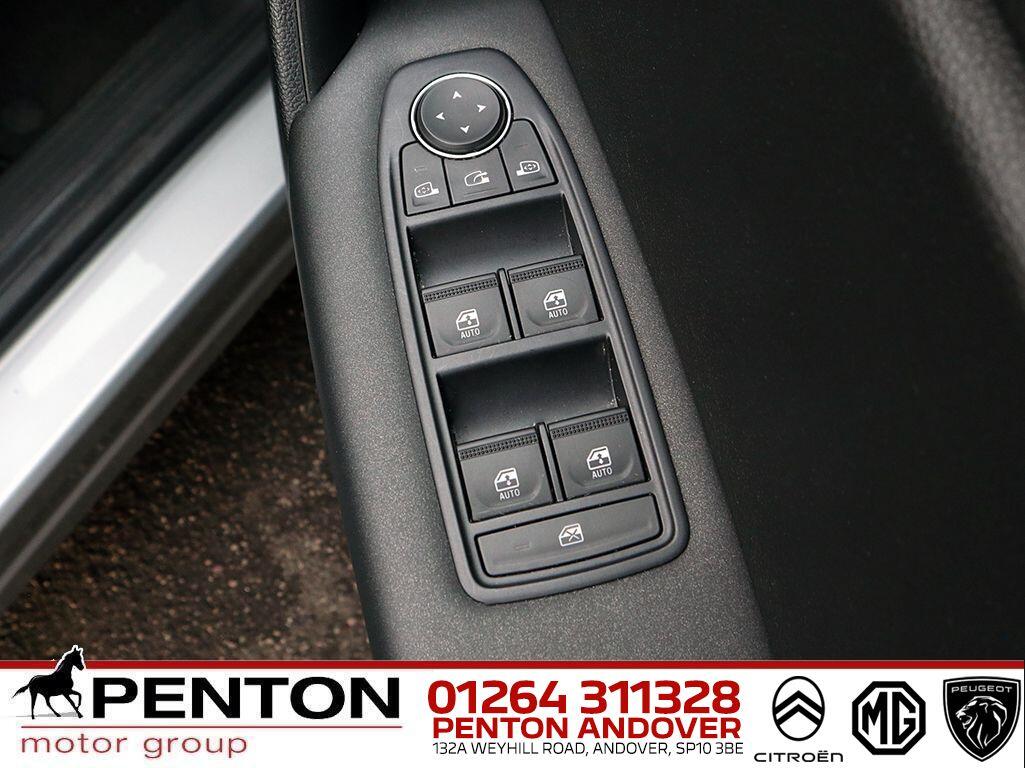 Used Renault Captur 2020 for sale - 76215256: Photo 15