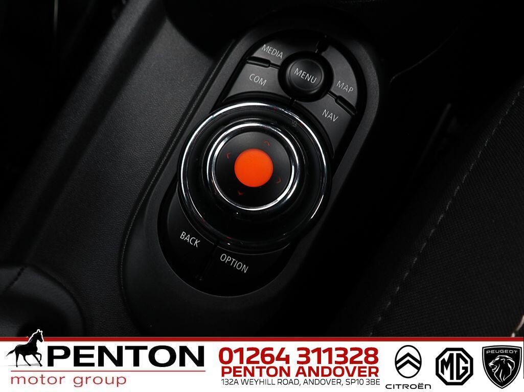 Used MINI Hatch 2019 for sale - 77696489: Photo 15