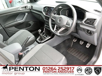 Used Volkswagen T-Cross 2019 for sale - 77412073: Photo