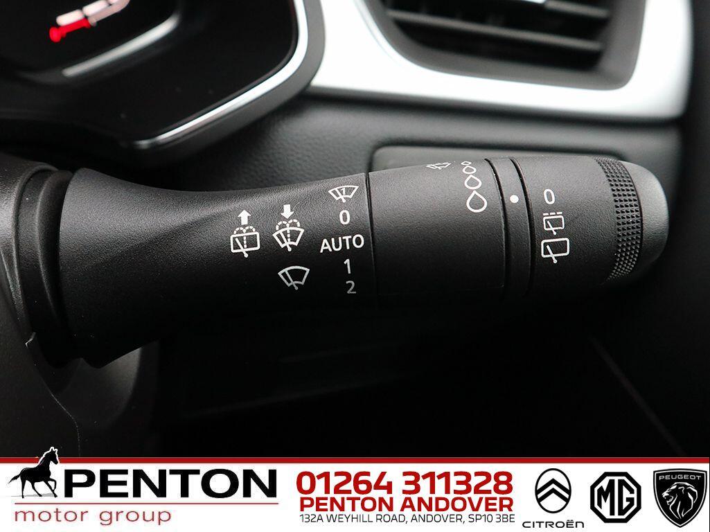 Used Renault Captur 2022 for sale - 76898846: Photo 13