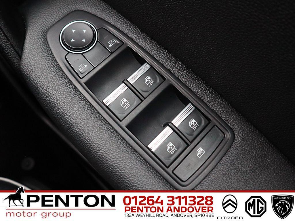 Used Renault Captur 2022 for sale - 76898846: Photo 22