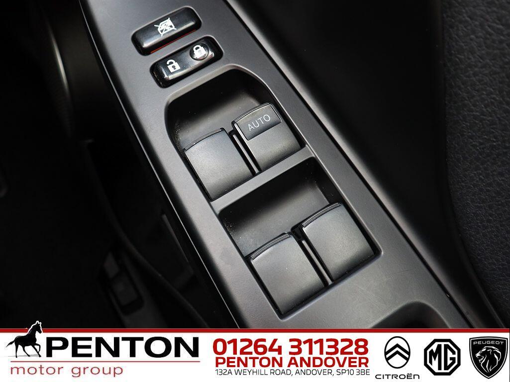 Used Toyota Yaris 2016 for sale - 77510948: Photo 15