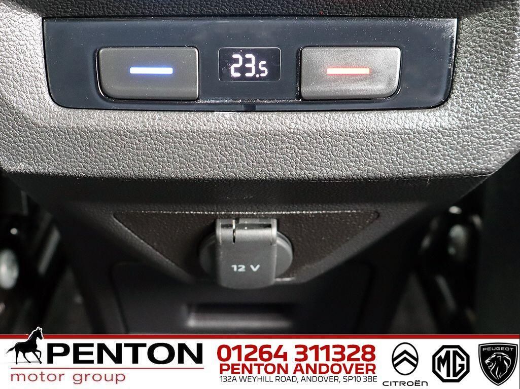 Used Volkswagen Touran 2020 for sale - 77926233: Photo 17