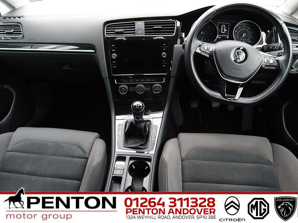 Used Volkswagen Golf 2020 for sale - 76201320: Photo 2