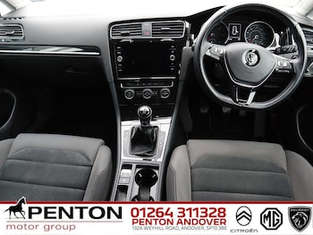 Used Volkswagen Golf 2020 for sale - 76201320: Photo 2