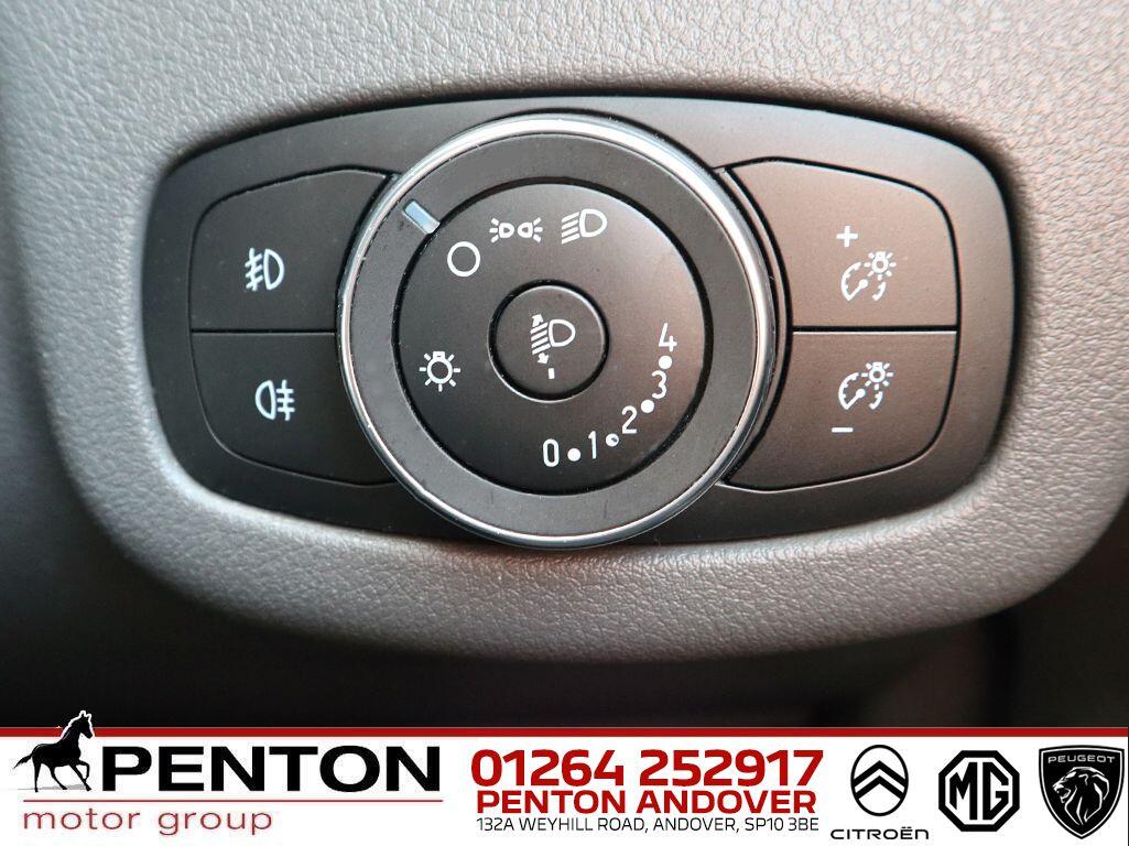 Used Ford Tourneo Connect 2021 for sale - 75949733: Photo 16