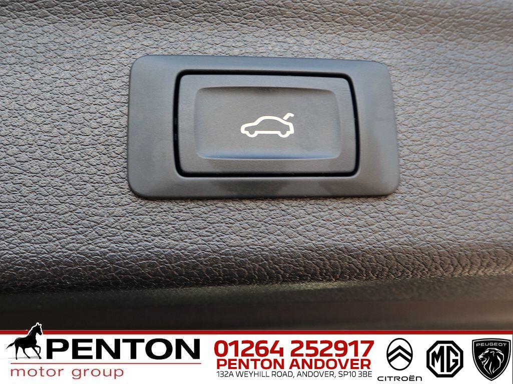 Used Audi Q3 2020 for sale - 75927525: Photo 14