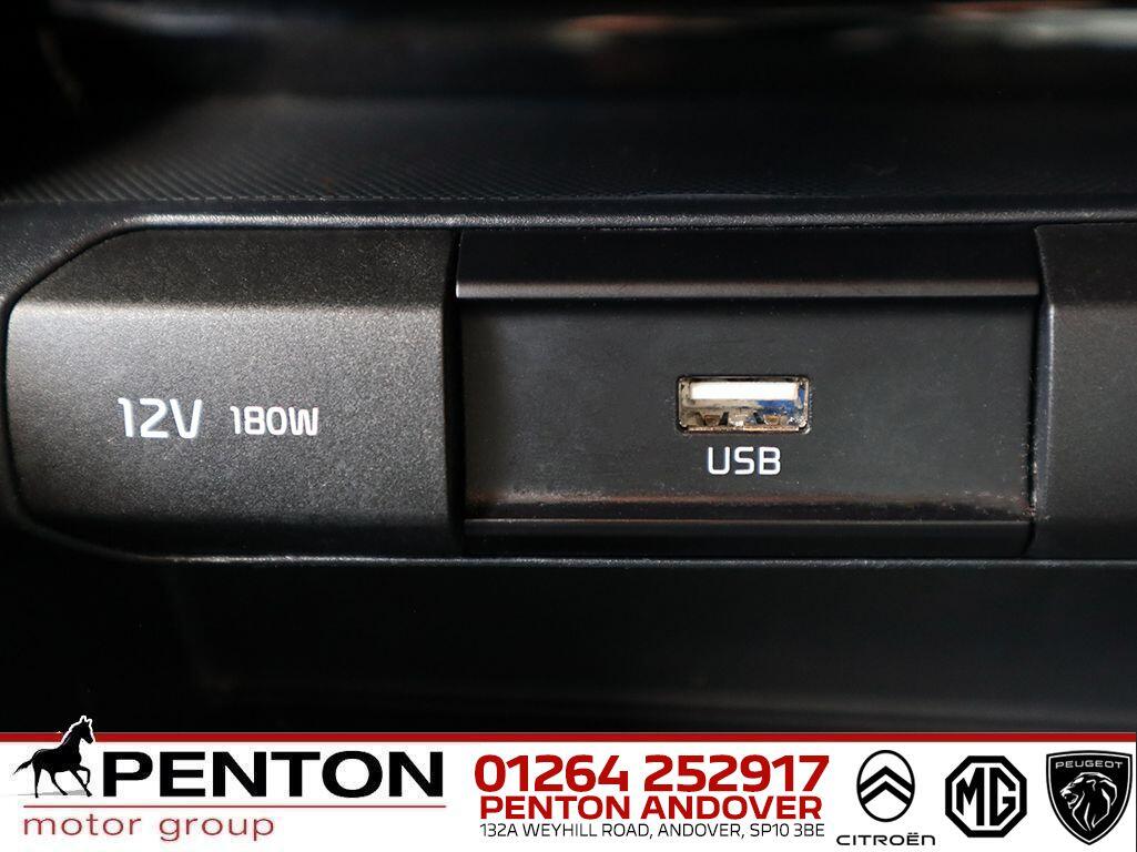 Used Kia Stonic 2022 for sale - 75719994: Photo 13