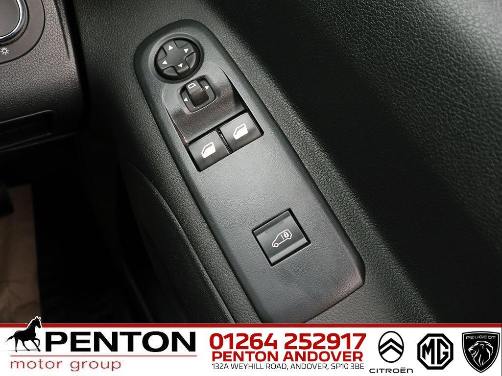 Used Vauxhall Combo 2023 for sale - 76990941: Photo 11