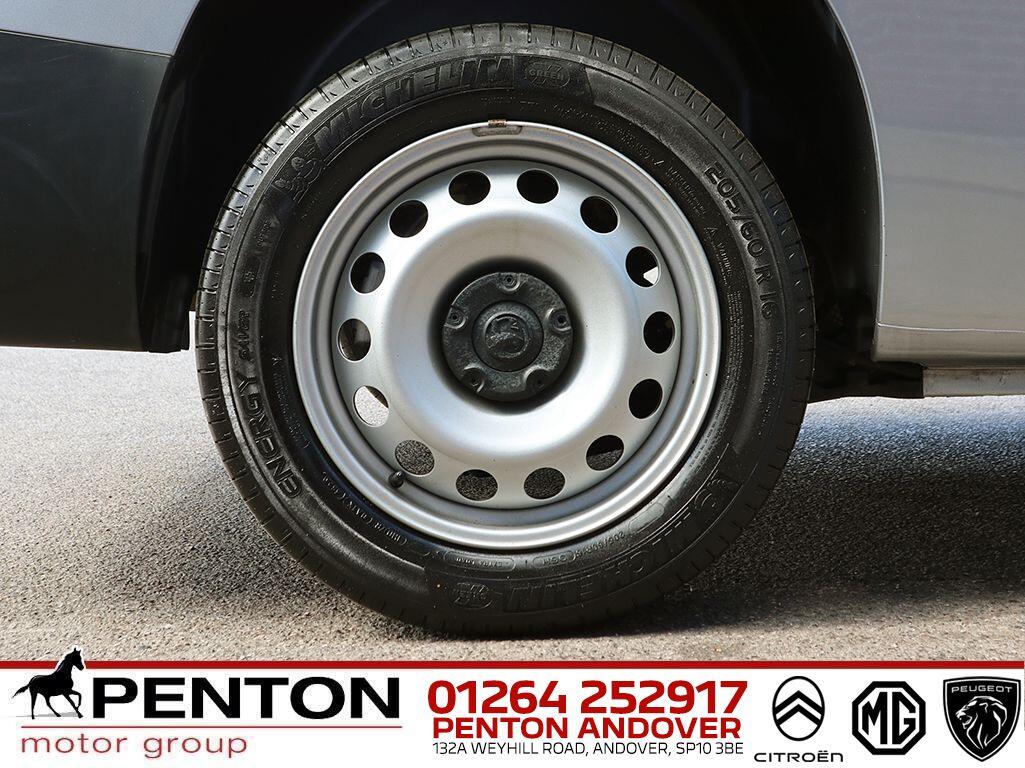 Used Vauxhall Combo 2023 for sale - 76990941: Photo 5