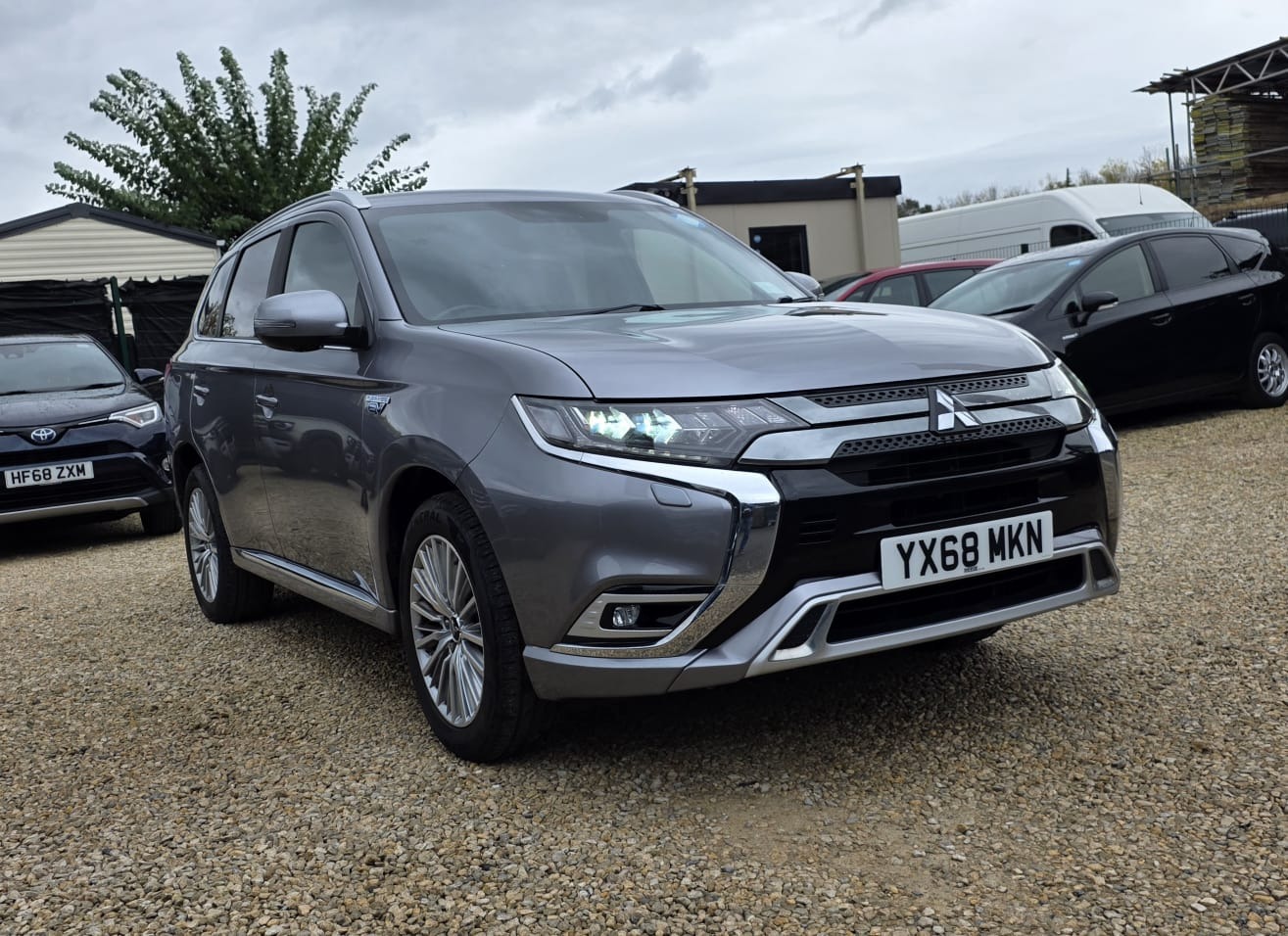 Used Mitsubishi Outlander 2018 for sale - 76357476: Photo 3