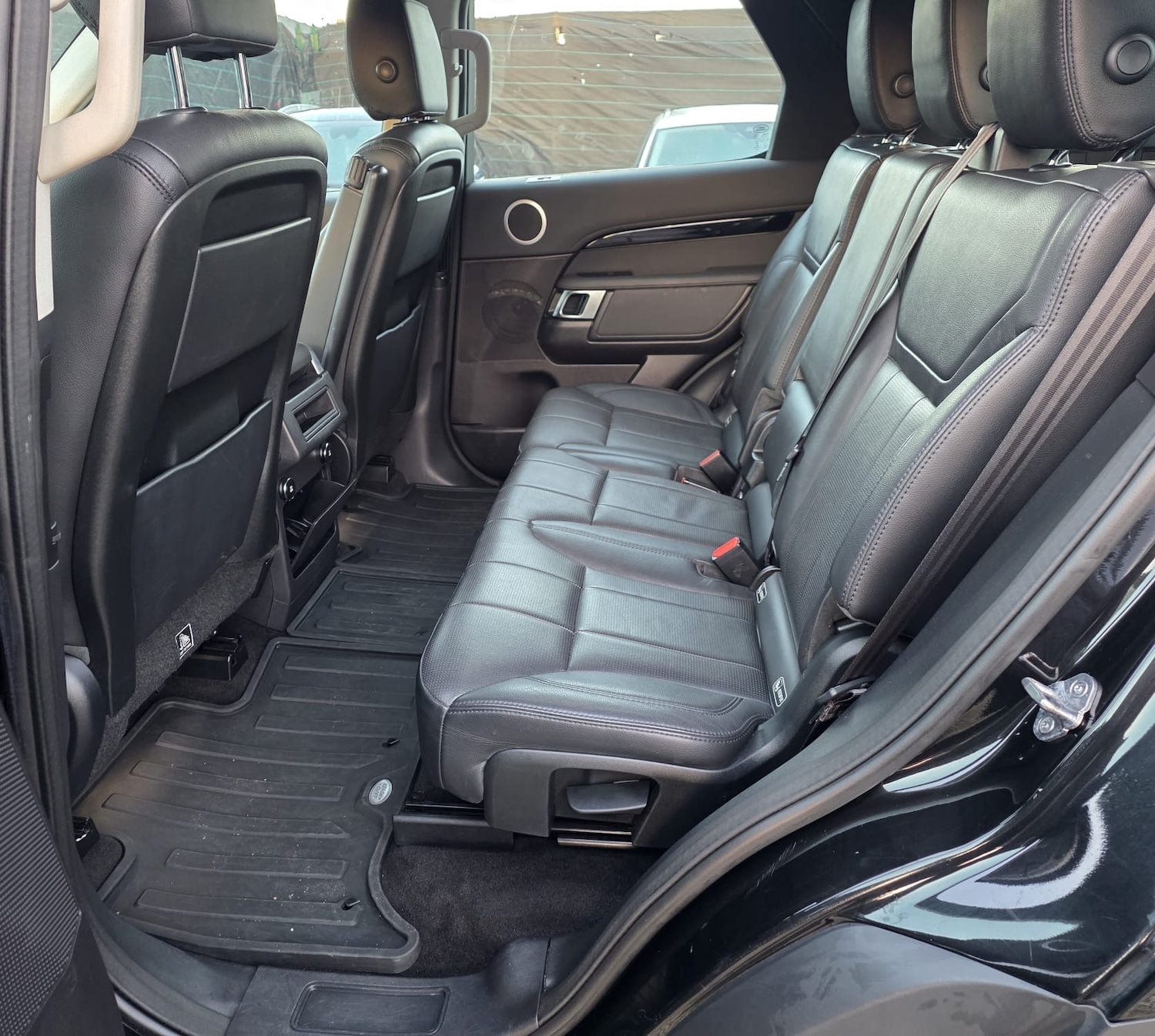 Used Land Rover Discovery 2018 for sale - 77008469: Photo 12