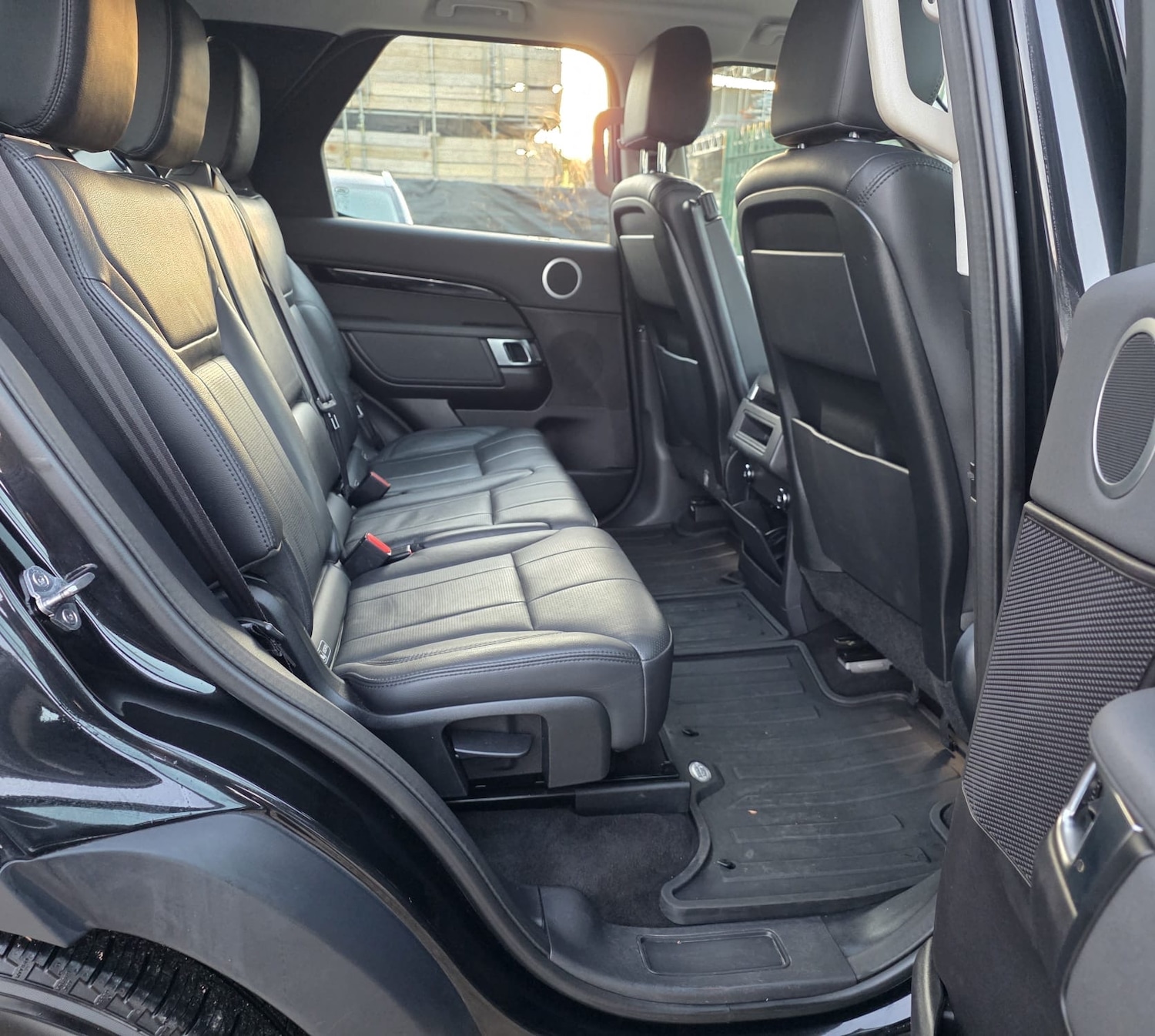 Used Land Rover Discovery 2018 for sale - 77008469: Photo 13