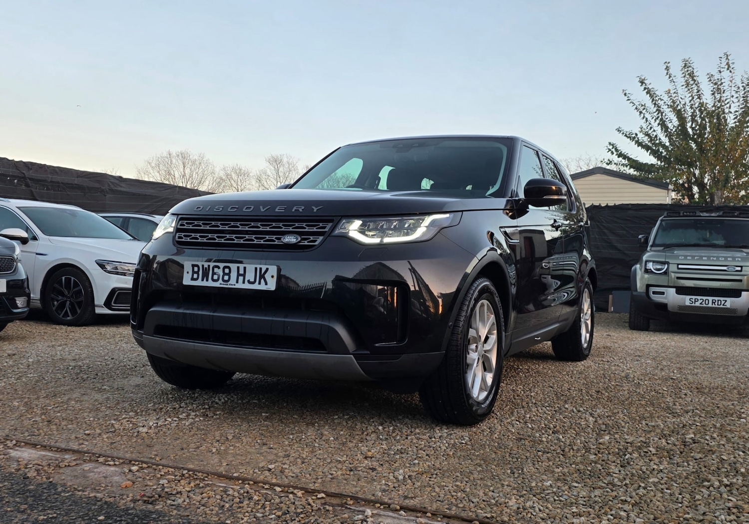Used Land Rover Discovery 2018 for sale - 77008469: Photo 3
