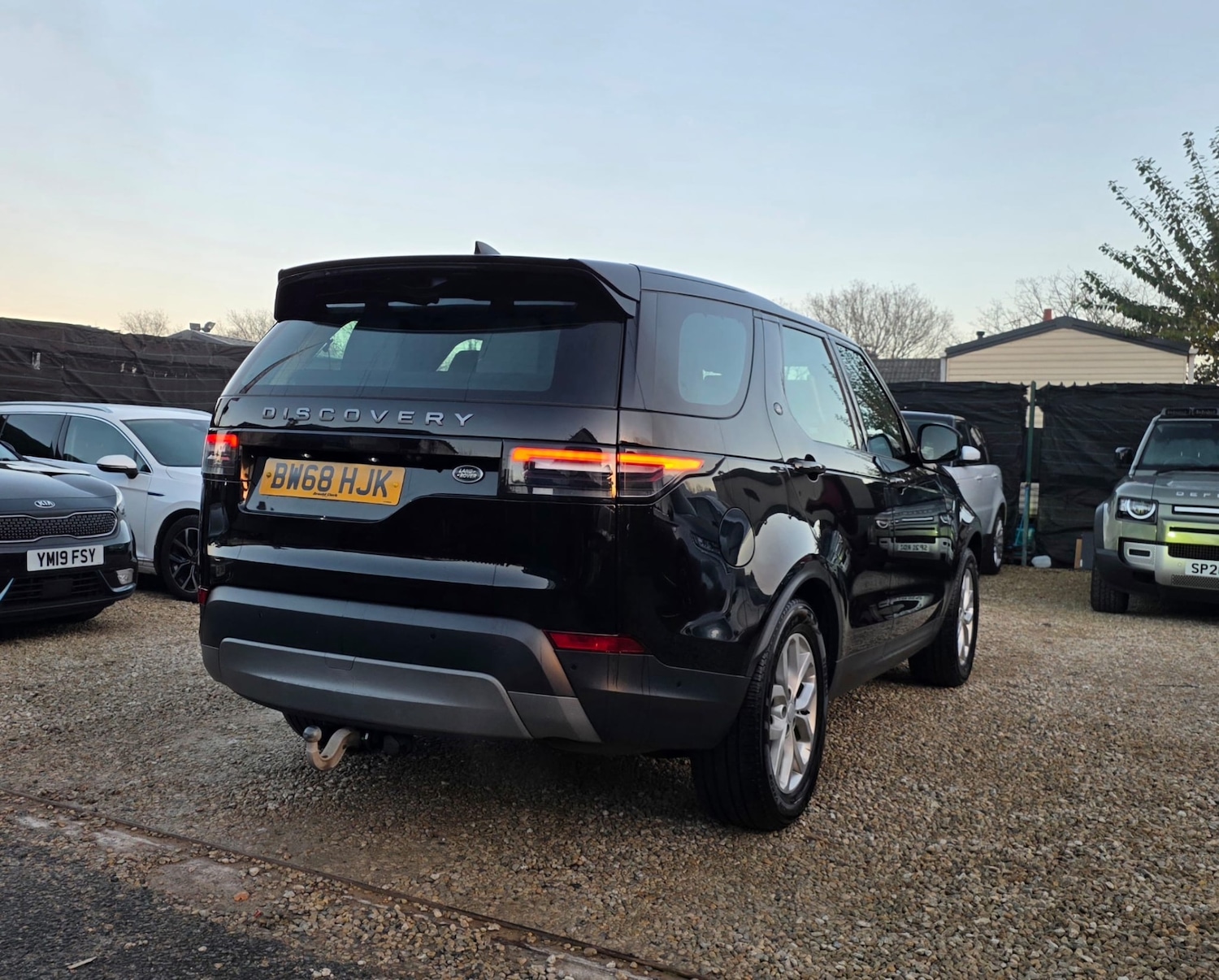 Used Land Rover Discovery 2018 for sale - 77008469: Photo 4