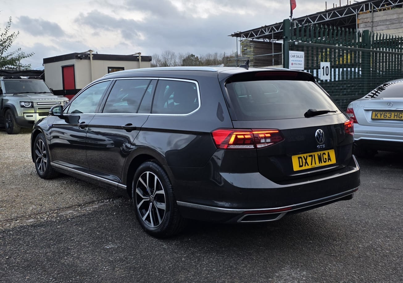 Used Volkswagen Passat 2021 for sale - 76547984: Photo 4