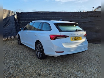 Used Skoda Octavia 2021 for sale - 76987121: Photo