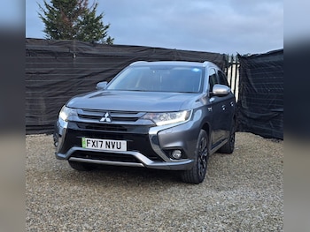 Used Mitsubishi Outlander 2017 for sale - 76987091: Photo