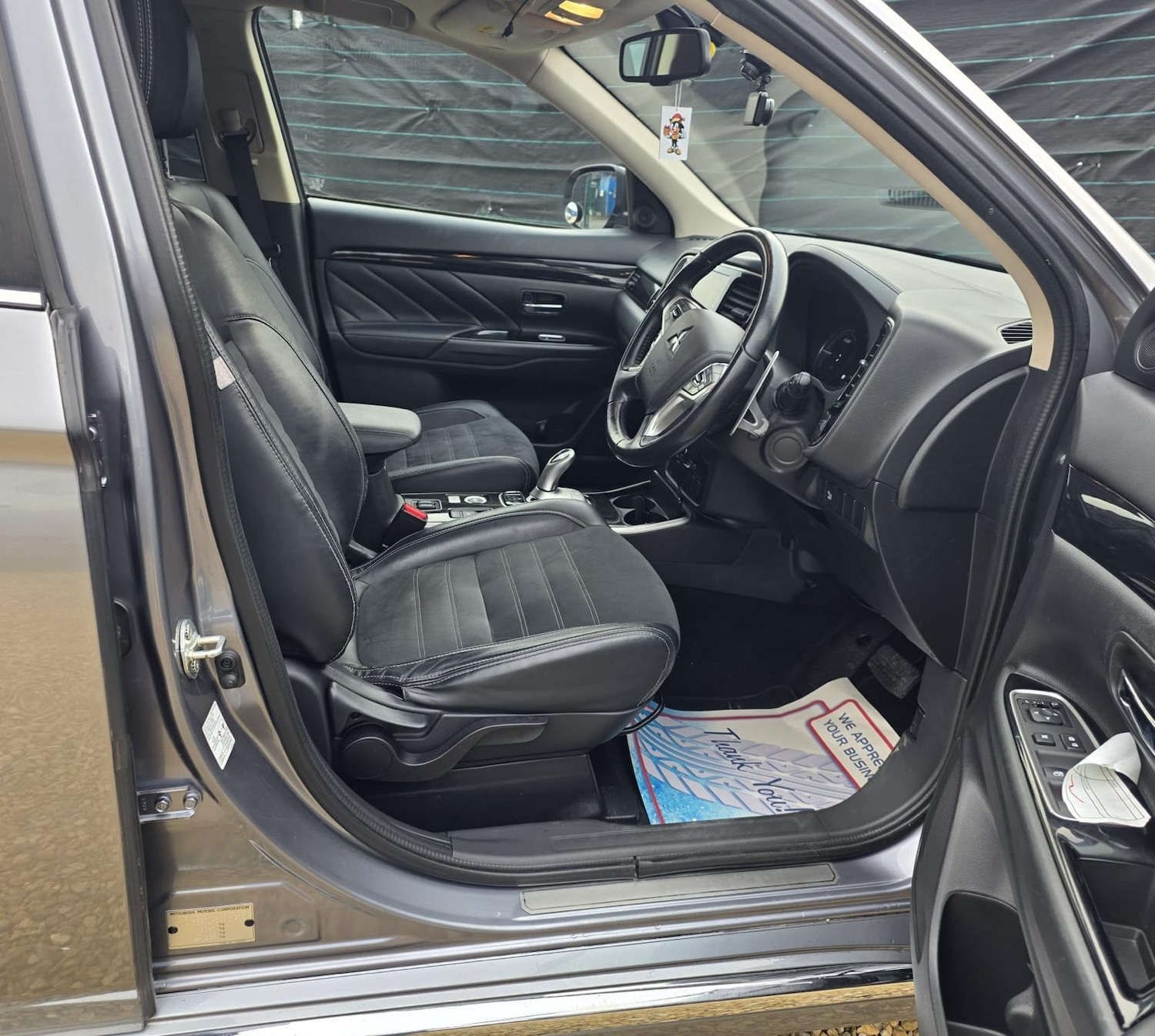 Used Mitsubishi Outlander 2017 for sale - 76987091: Photo 6